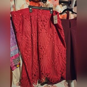 Elegant Lace Midi Skirt magenta/pink